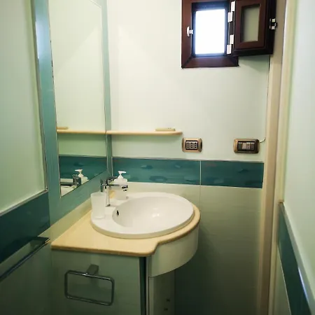 L'annunziata Alojamento de Acomodação e Pequeno-almoço 3*